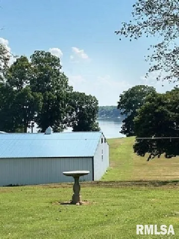 $175,000 | 814 3rd Street, Rosiclare, IL 62982