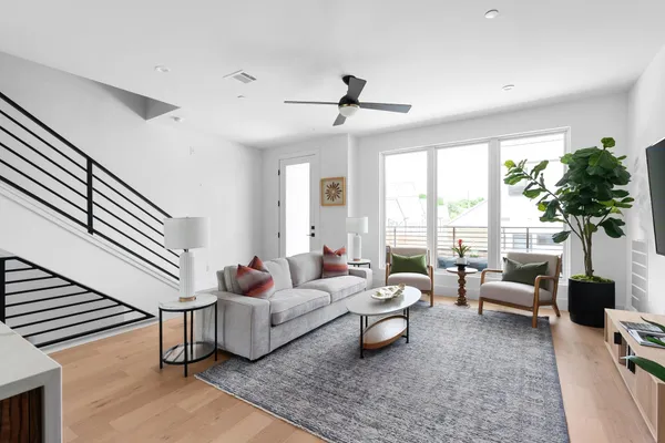 $4,900 | 4022 Valley View Road, Unit 2C, Austin, TX 78704