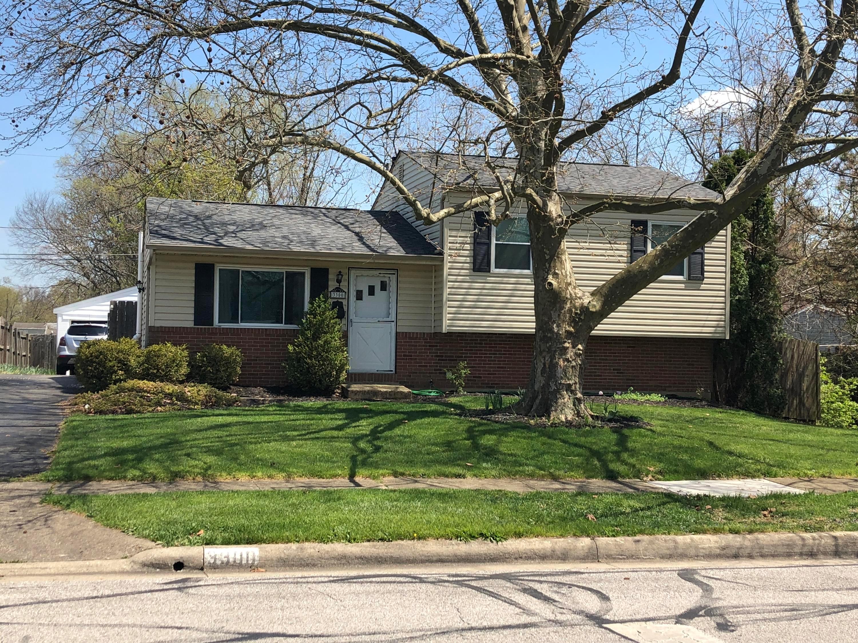 3300 Dunloe Road Columbus, OH 43232 - Photo 1 of 25 Gallery Image 1