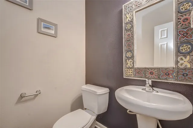 $2,150 | 25311 Sierra Woods Lane, Katy, TX 77494