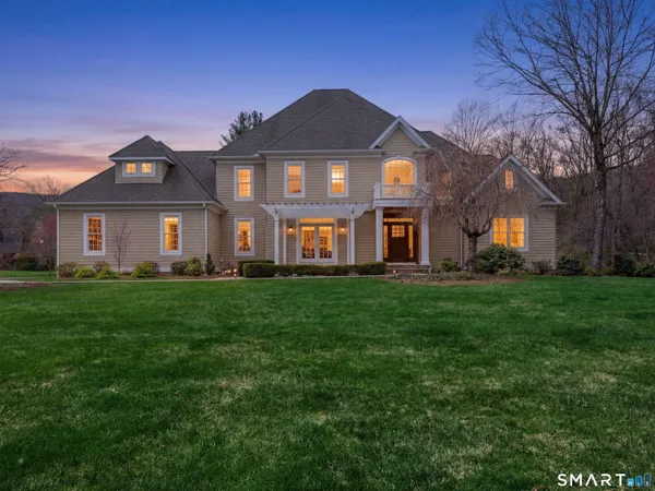 $1,125,000 | 15 Shire Court, Cheshire, CT 06410