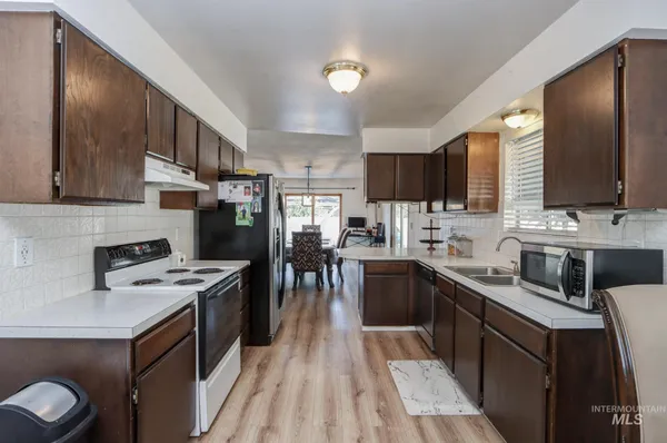 $345,000 | 563 Northwest 18th Street, Ontario, OR 97914