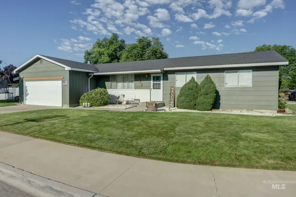$345,000 | 563 Northwest 18th Street, Ontario, OR 97914