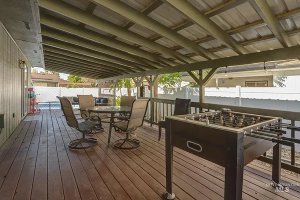 $345,000 | 563 Northwest 18th Street, Ontario, OR 97914