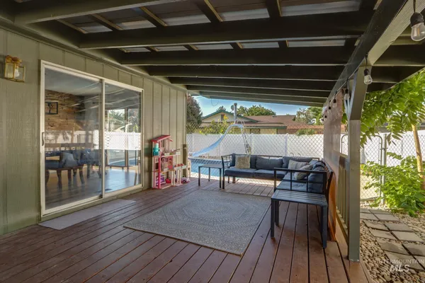 $345,000 | 563 Northwest 18th Street, Ontario, OR 97914