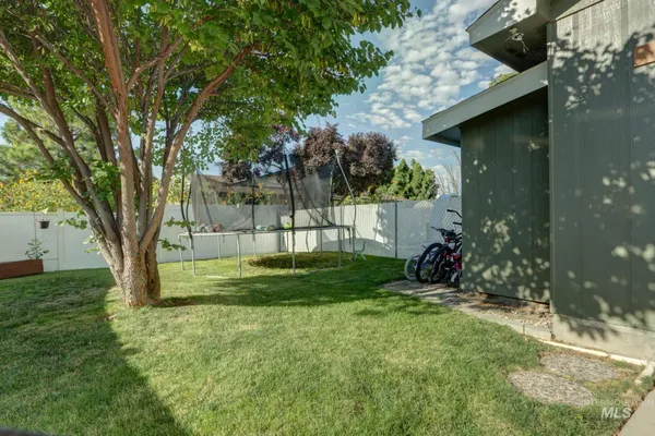 $345,000 | 563 Northwest 18th Street, Ontario, OR 97914