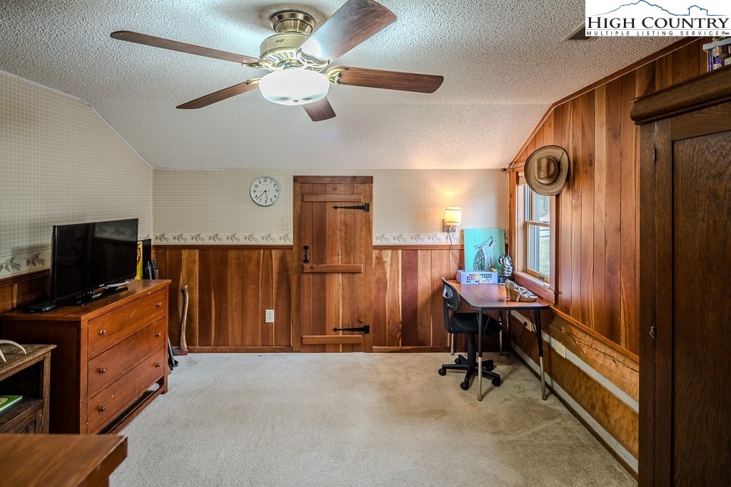 900 Flat Rock Road Crumpler, NC 28617 - Photo 25 of 47 Gallery Image 25