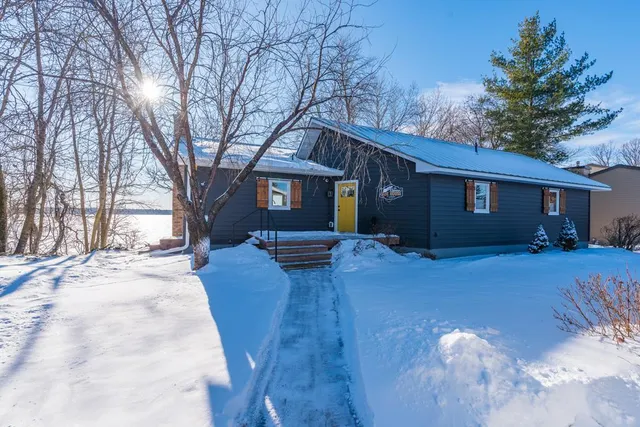 $995,000 | 2073 Perch Lane Southwest, Nisswa, MN 56468