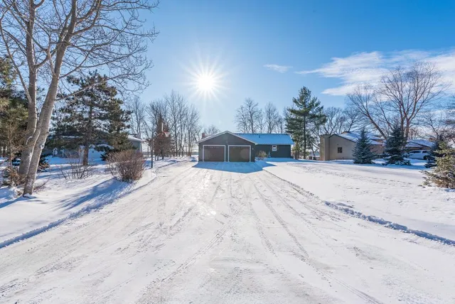 $995,000 | 2073 Perch Lane Southwest, Nisswa, MN 56468