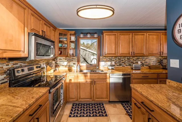 $995,000 | 2073 Perch Lane Southwest, Nisswa, MN 56468