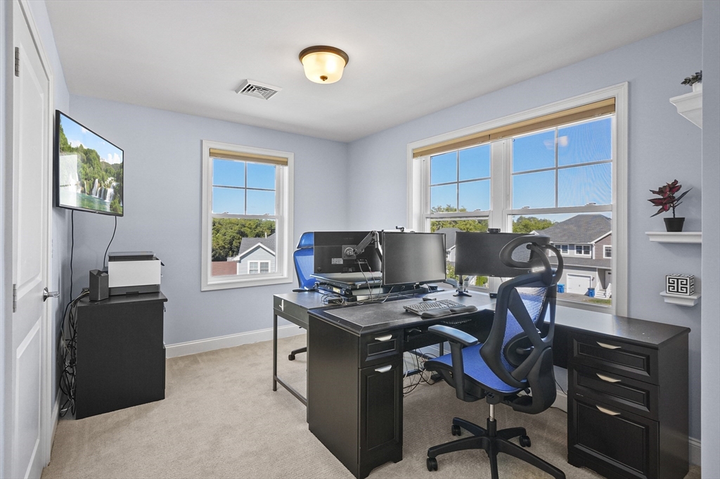 70 Oak Street, Unit 70 Clinton, MA 01510 - Photo 21 of 27