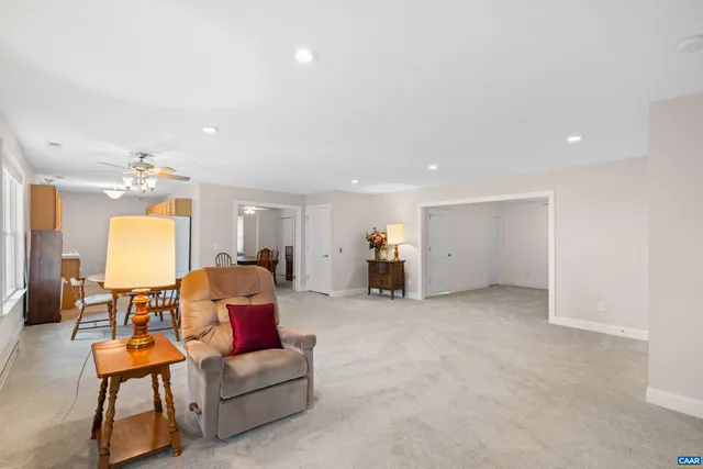 $949,900 | 137 Diamond Court, Harrisonburg, VA 22801