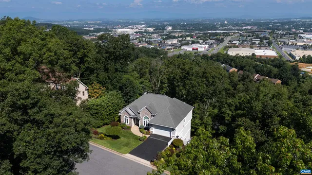 $949,900 | 137 Diamond Court, Harrisonburg, VA 22801