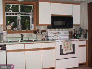 251 Hurley Road Coatesville, PA 19320 - Photo 3 of 6 Gallery Image 3