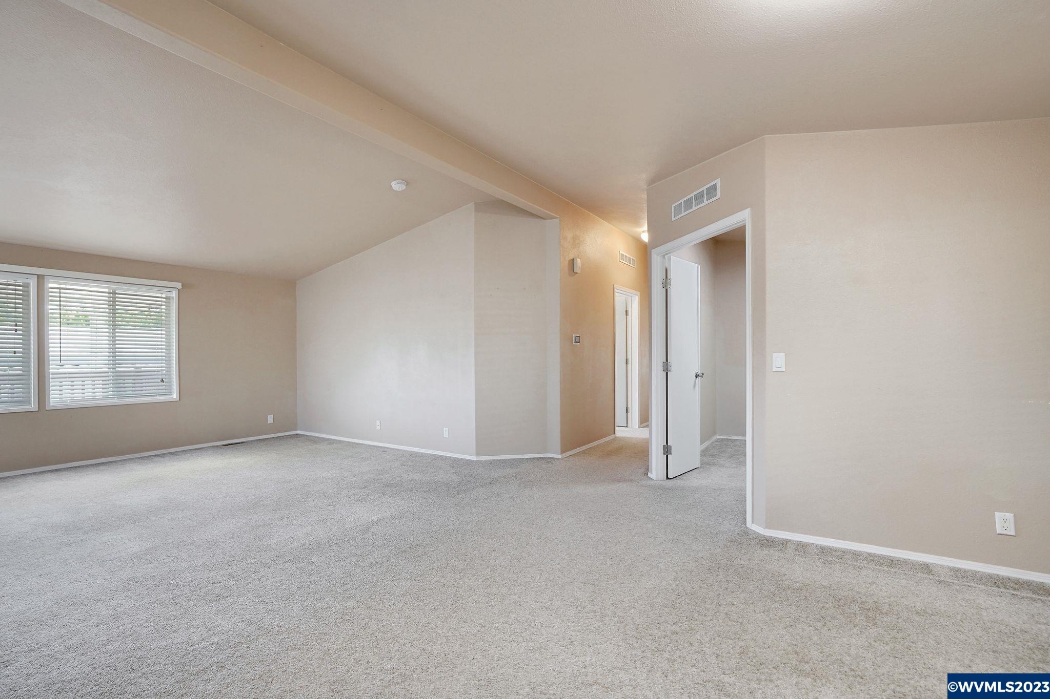 1630 Wallace Road Northwest, Unit 25 Salem, OR 97304 - Photo 4 of 30 Gallery Image 4