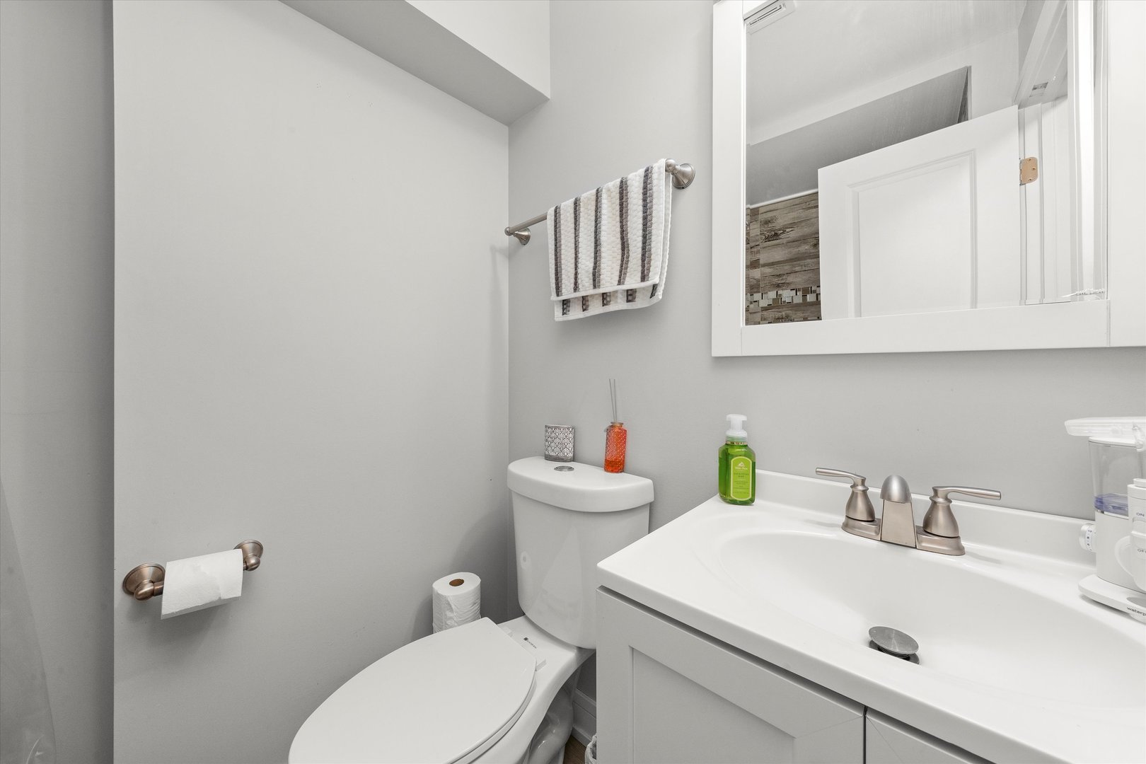 7457 64th Street Summit Argo, IL 60501 - Photo 13 of 39