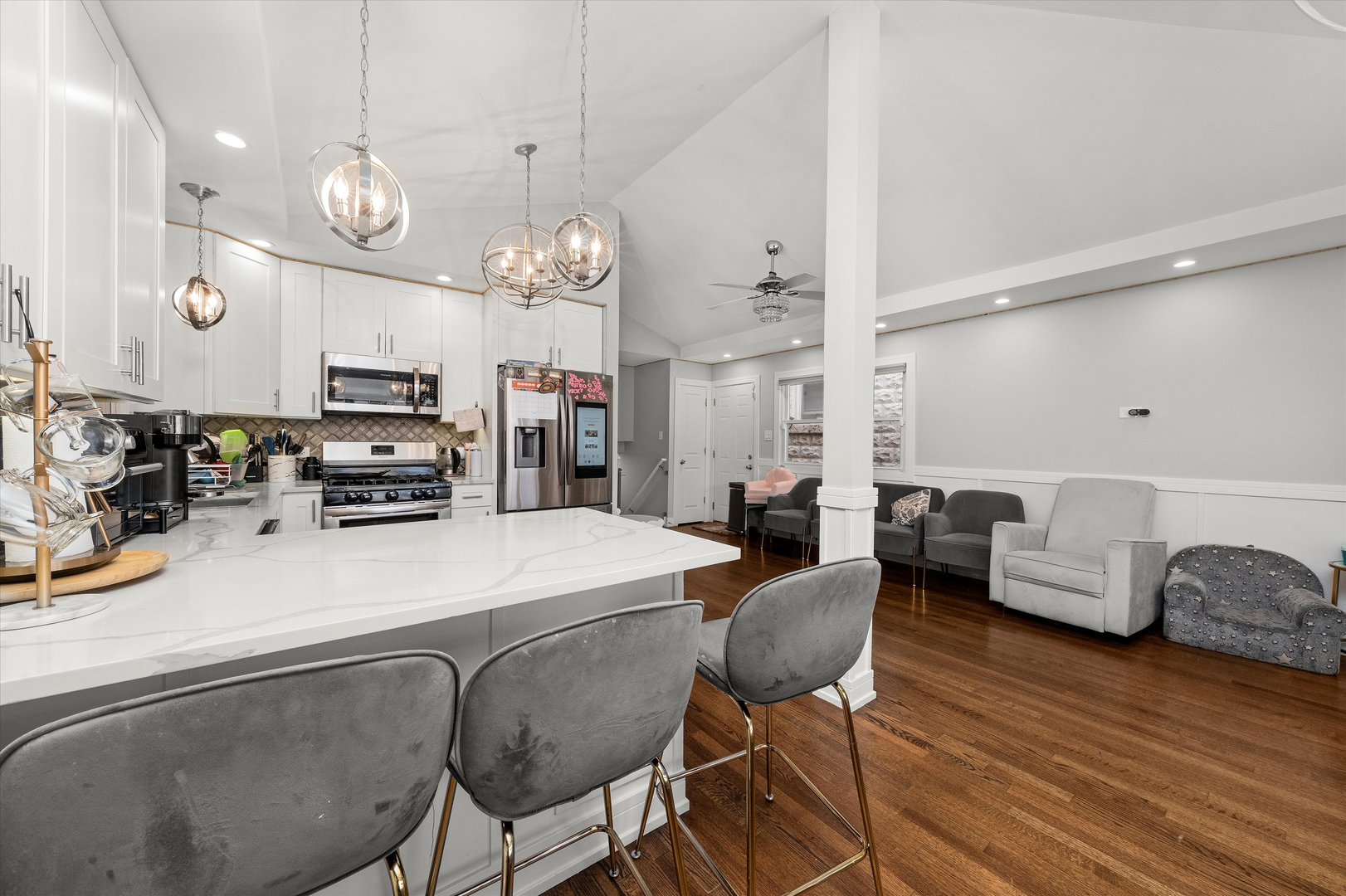 7457 64th Street Summit Argo, IL 60501 - Photo 6 of 39