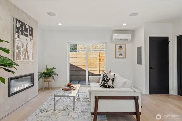$674,950 | 6315 9th Avenue Northwest, Seattle, WA 98107