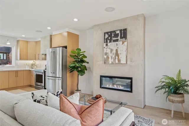 $699,000 | 6315 9th Avenue Northwest, Seattle, WA 98107