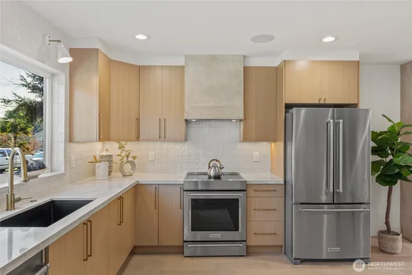 $674,950 | 6315 9th Avenue Northwest, Seattle, WA 98107