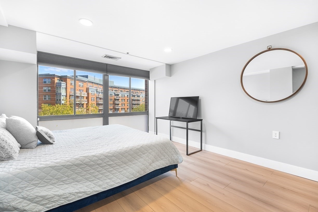 357 Commercial Street, Unit 206 Boston, MA 02109 - Photo 10 of 23