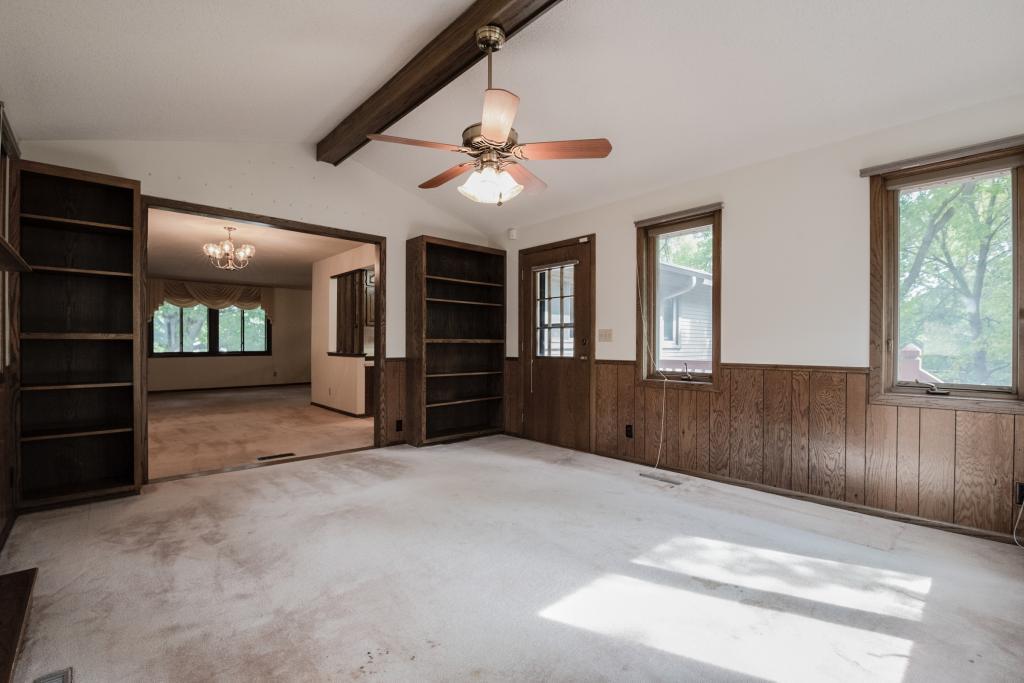 8952 Darnel Road Eden Prairie, MN 55347 - Photo 7 of 21 Gallery Image 7