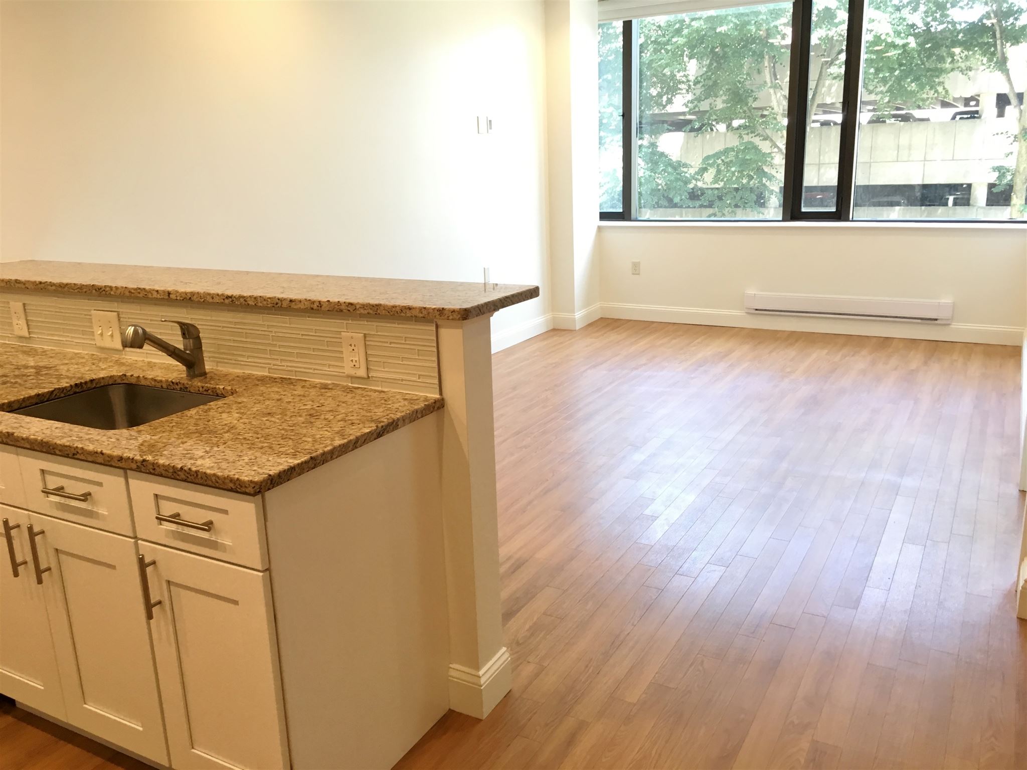 875 Elm Street, Unit 316 Manchester, NH 03101 - Photo 12 of 40