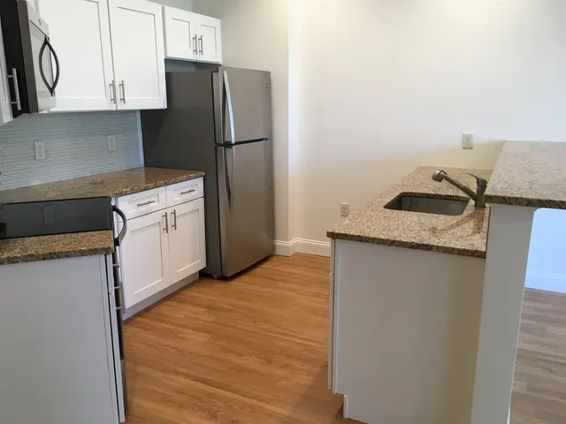 $2,583 | 875 Elm Street, Unit 316, Manchester, NH 03101