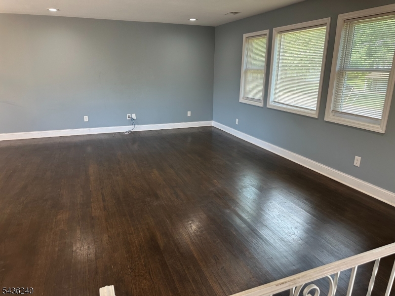 2 Hastings Road Morris Plains, NJ 07950 - Photo 6 of 27