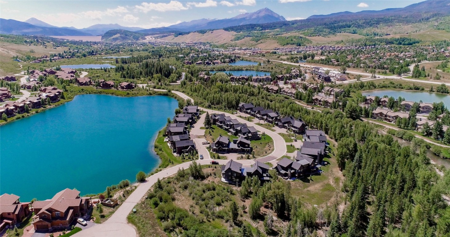 596 Fly Line Drive Silverthorne, CO 80498 - Photo 31 of 32 a view of a city with a lake