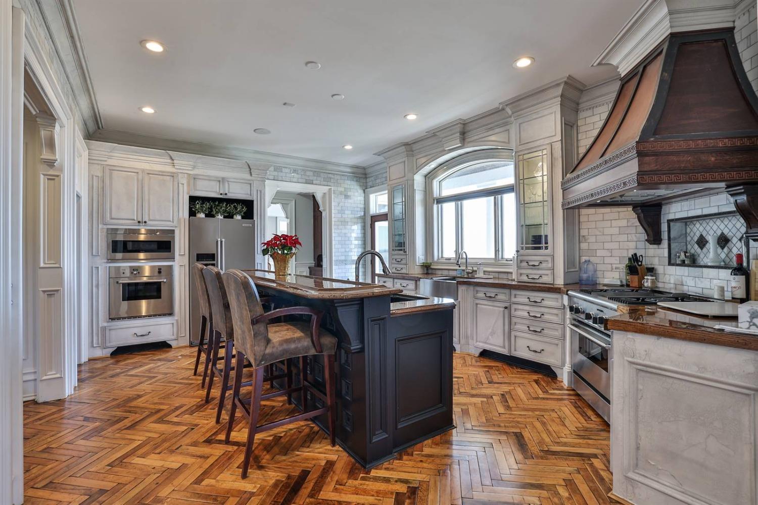 21563 Fox Road Guilford, IN 47022 - Photo 14 of 97