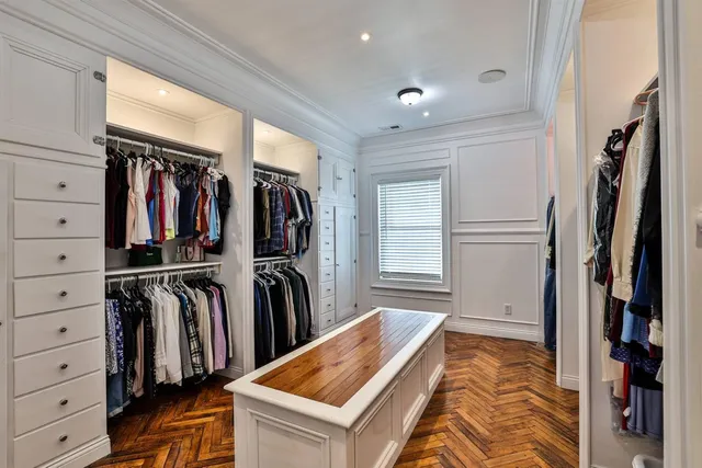 $1,688,800 | 21563 Fox Road, Guilford, IN 47022