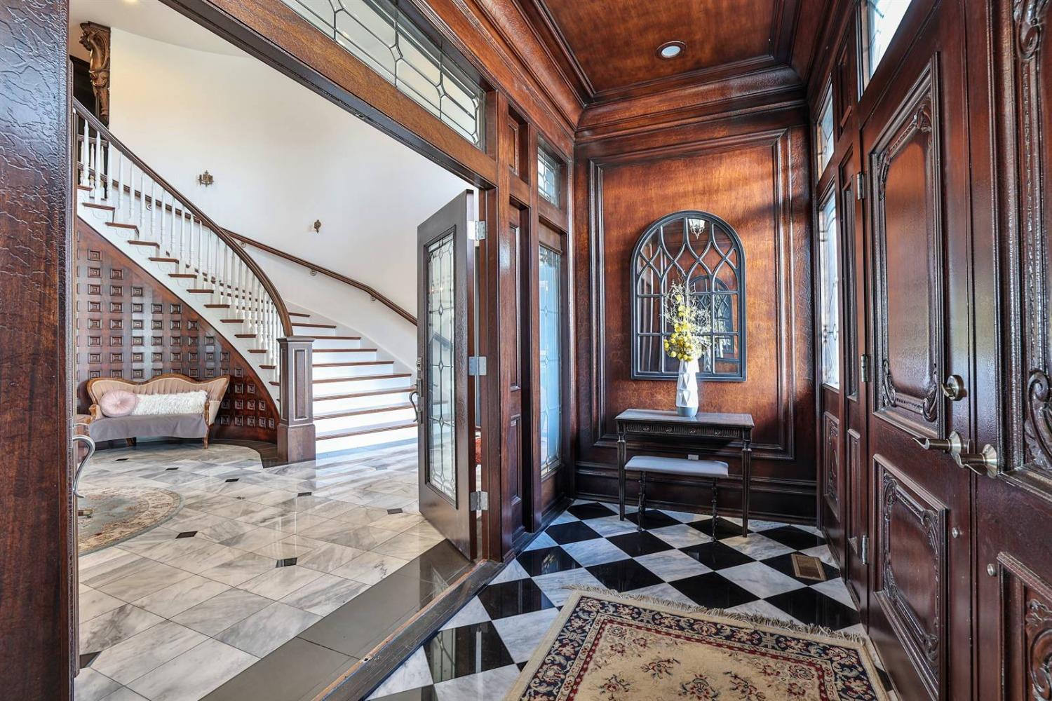 21563 Fox Road Guilford, IN 47022 - Photo 3 of 97