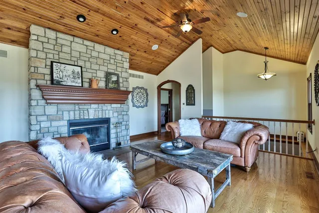 $1,688,800 | 21563 Fox Road, Guilford, IN 47022