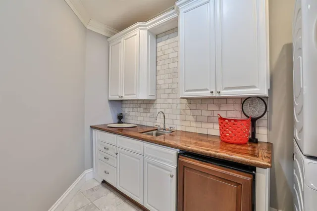 $1,688,800 | 21563 Fox Road, Guilford, IN 47022