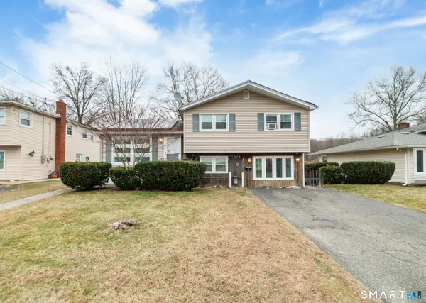 $329,000 | 138 Townsend Avenue, Waterbury, CT 06705