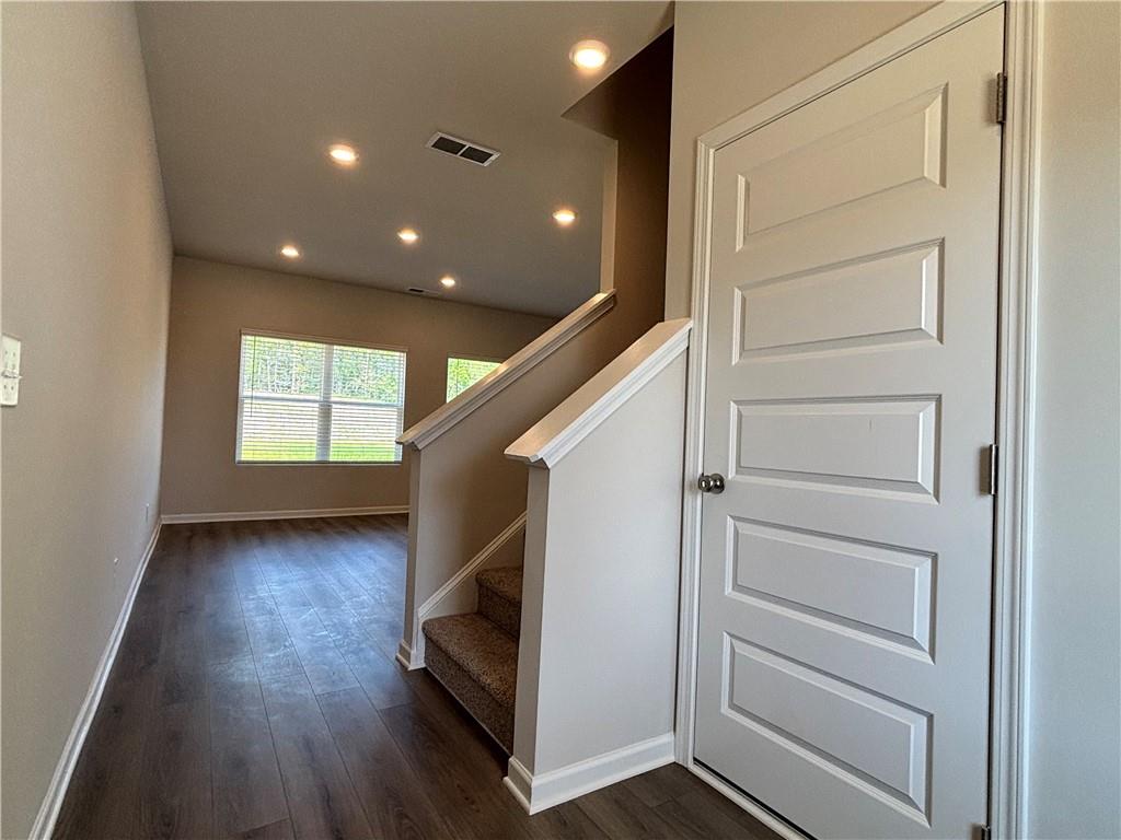 101 Lavender Circle Calhoun, GA 30701 - Photo 3 of 33