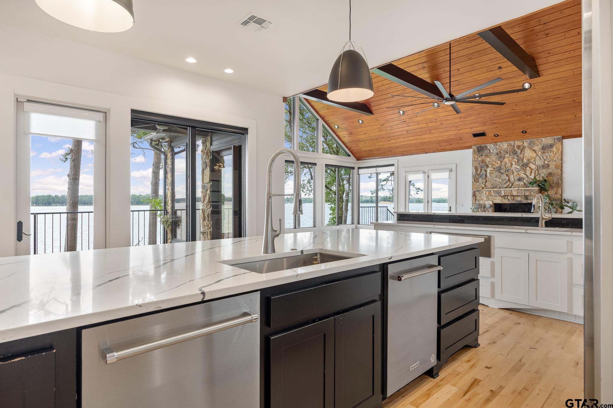 132 Deer Cv Road Scroggins, TX 75480 - Photo 15 of 48