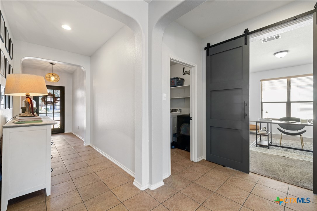 723 Tumbleweed Trail Temple, TX 76502 - Photo 4 of 38 a view of living room with furniture and window