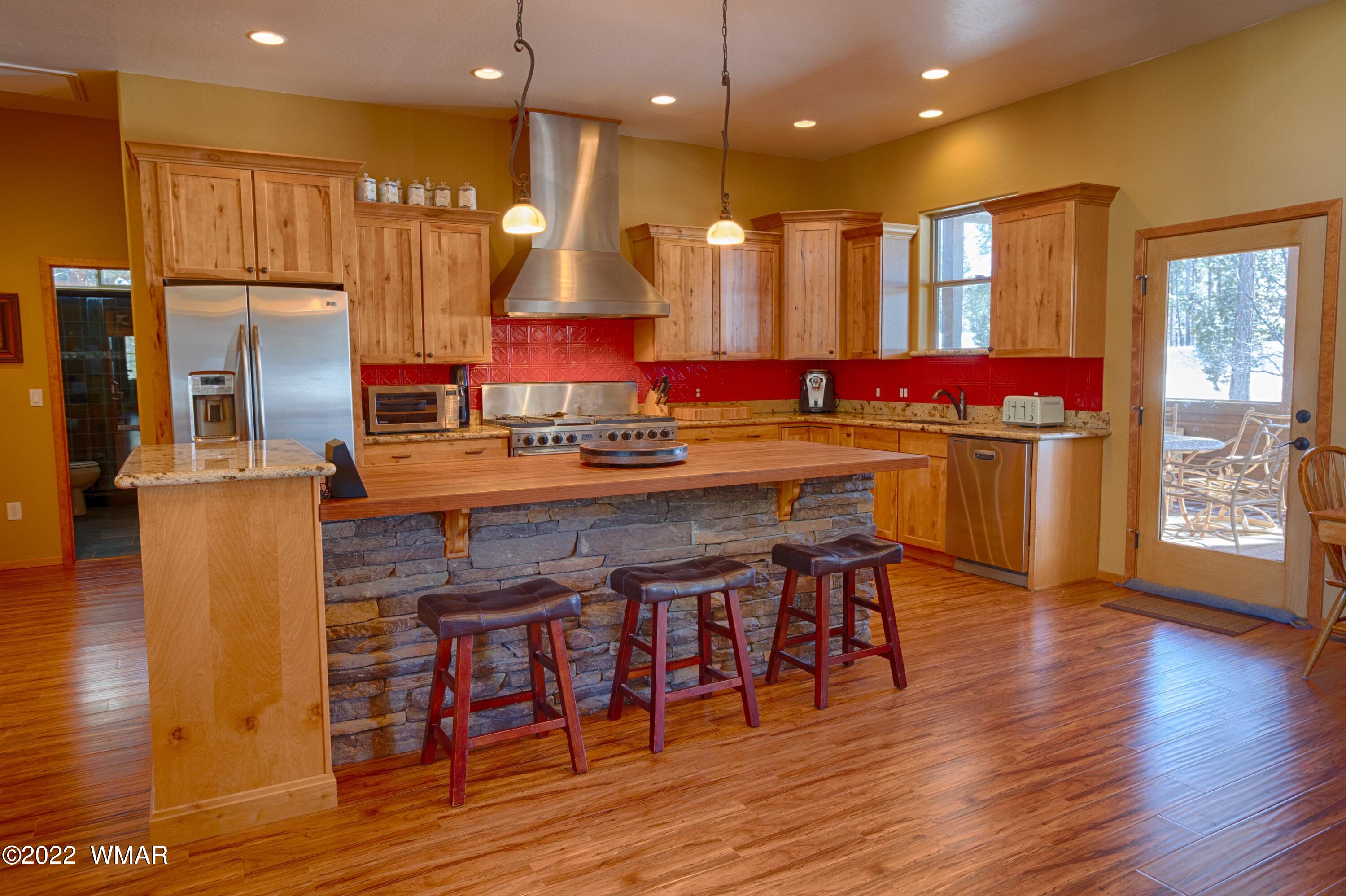 4201 West Falling Leaf Road Show Low, AZ 85901 - Photo 9 of 35 Gallery Image 9
