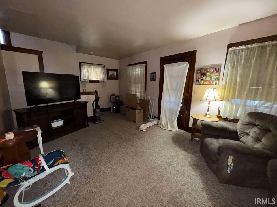 267 West 7th Street Peru, IN 46970 - Photo 5 of 27