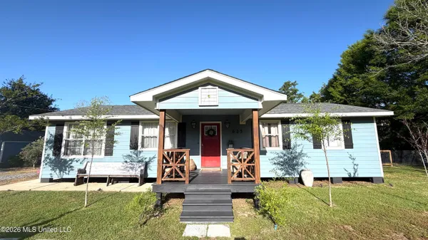 $429,900 | 625 St Joseph Street, Waveland, MS 39576