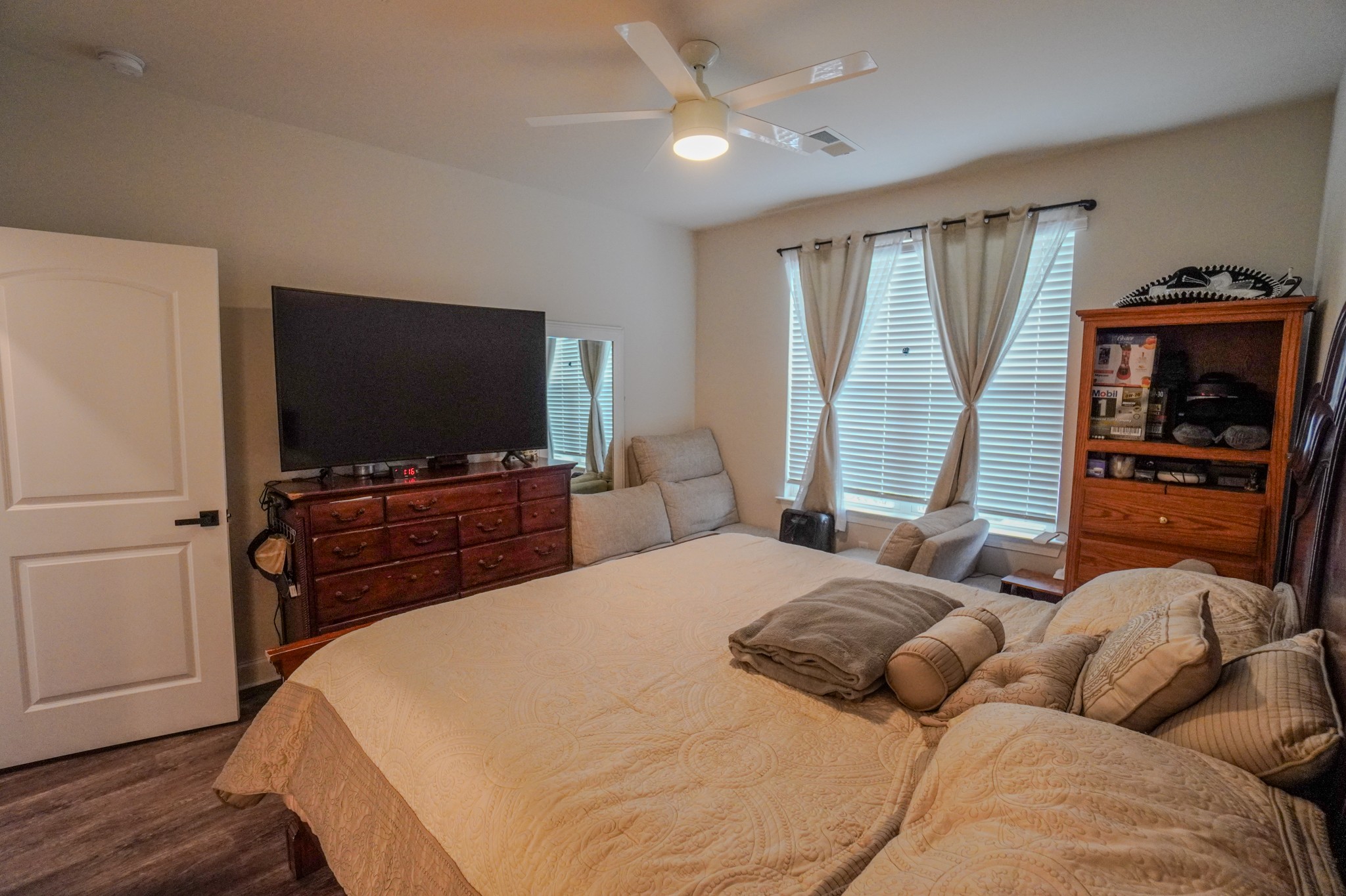 257 Breaking Pen Road Gallatin, TN 37066 - Photo 26 of 58 a bedroom with a bed and a flat screen tv