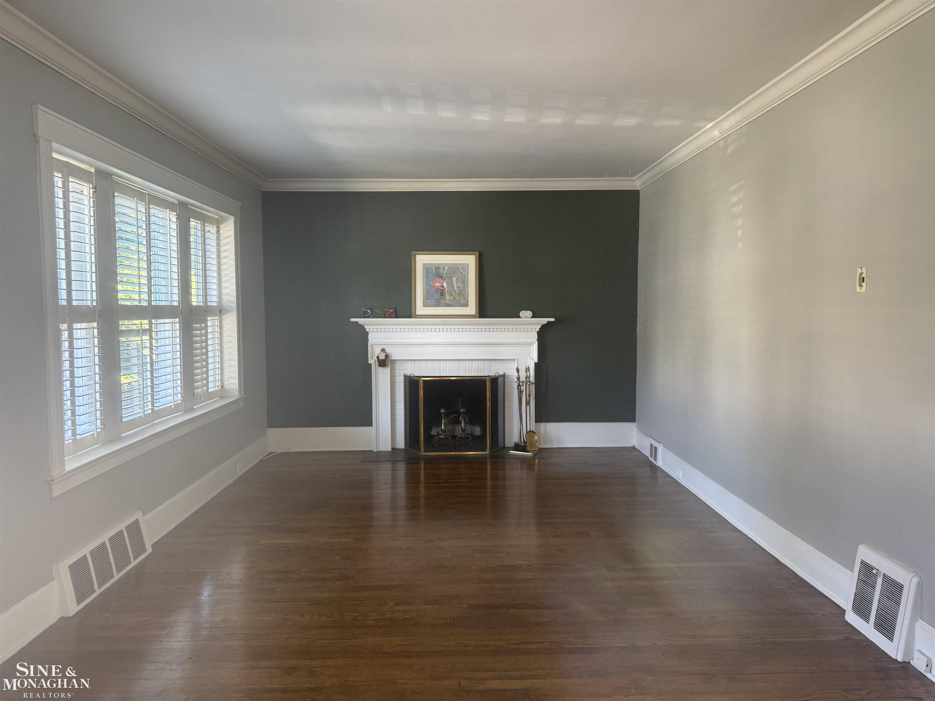 357 Roosevelt Place Grosse Pointe, MI 48230 - Photo 9 of 48