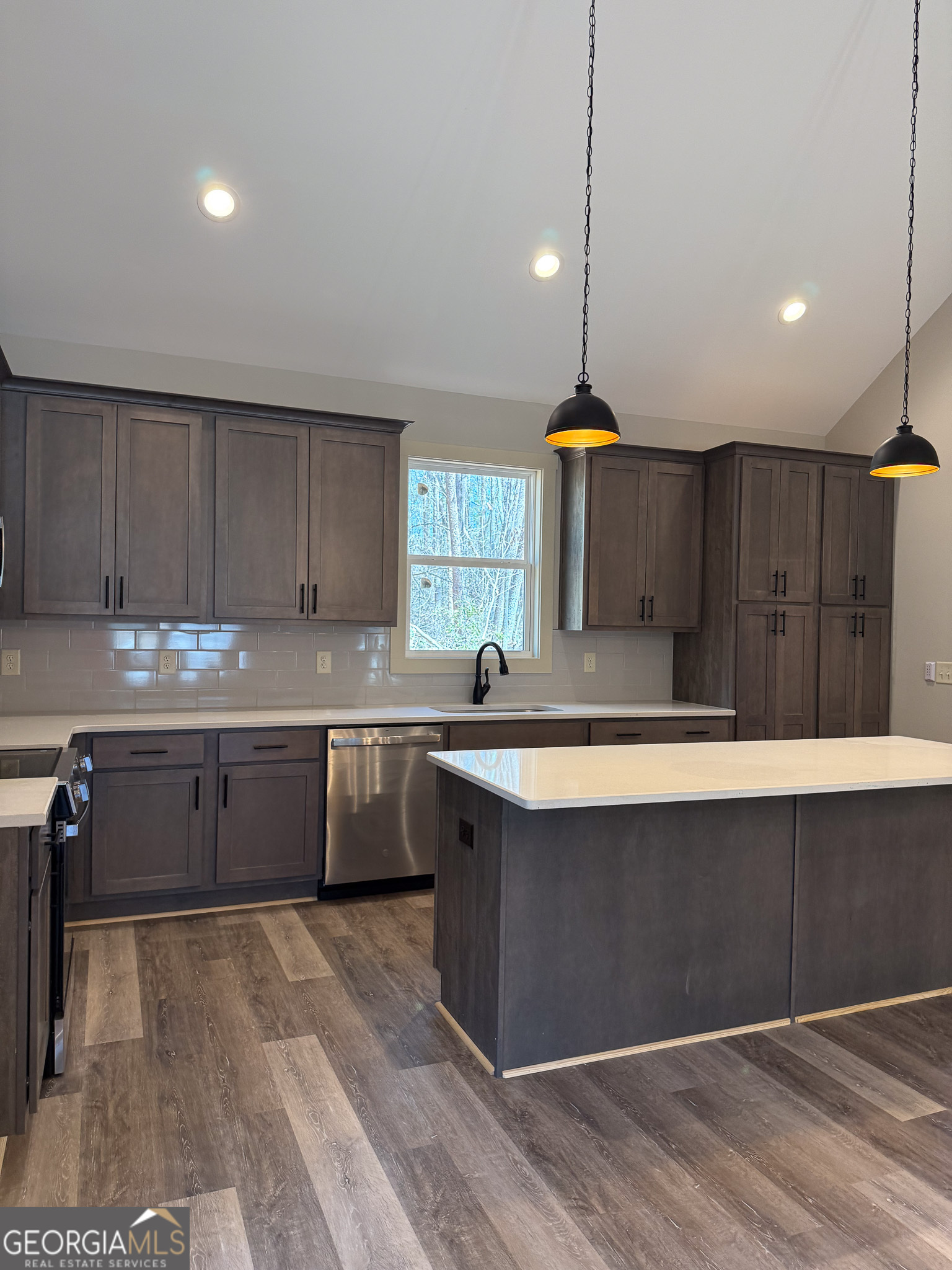 96 Tanvor Trail Cleveland, GA 30528 - Photo 7 of 47