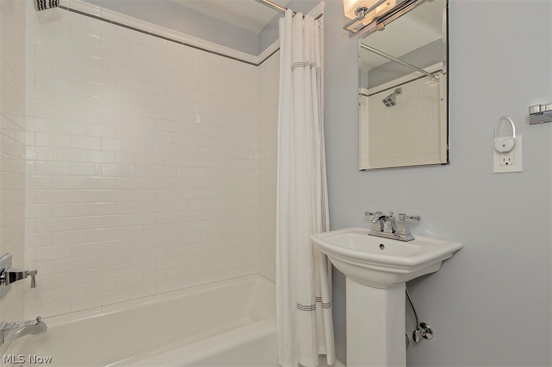 20776 Brantley Road Shaker Heights, OH 44122 - Photo 25 of 35 Gallery Image 25