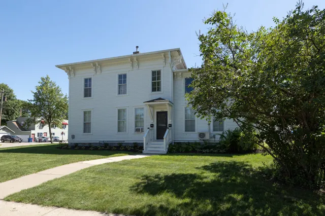 $470,000 | 504 Buchanan Street, Red Wing, MN 55066