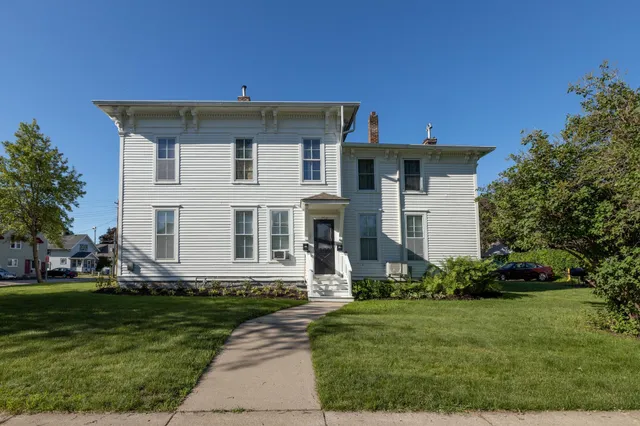 $470,000 | 504 Buchanan Street, Red Wing, MN 55066