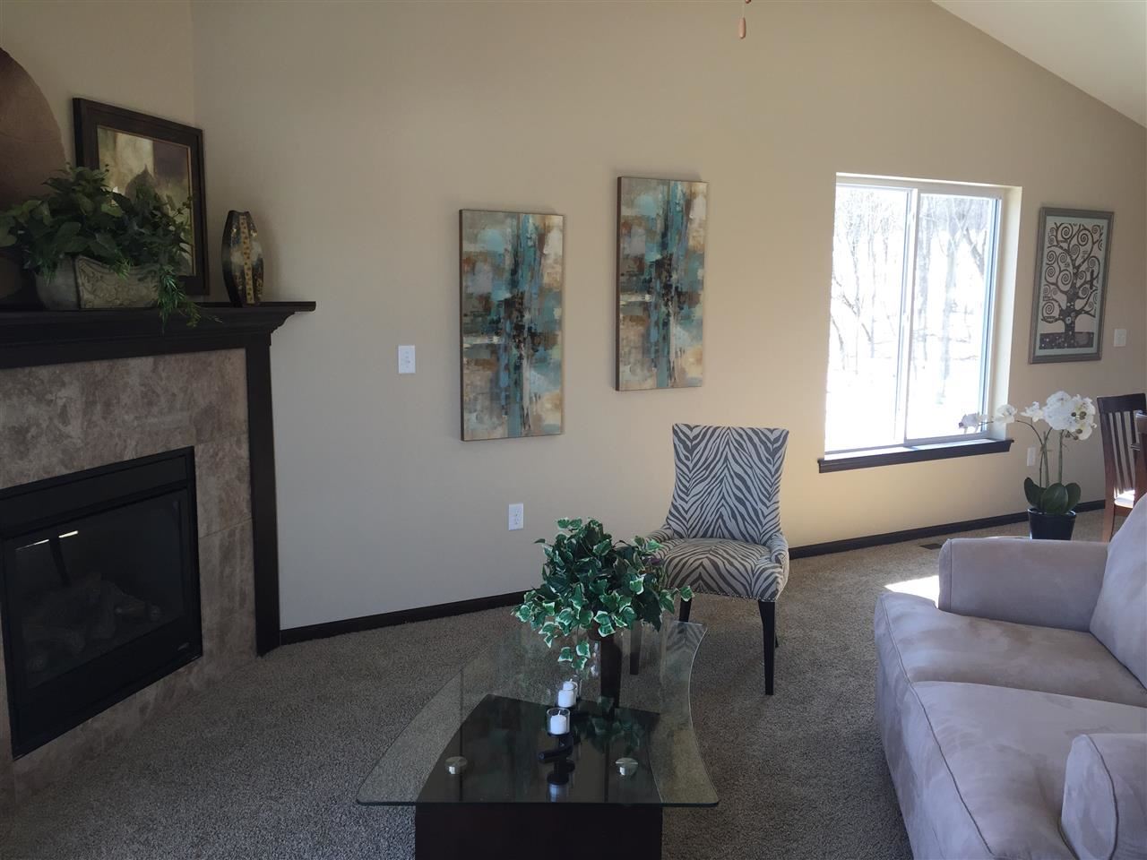 464 R RJ Drive Tiffin, IA 52340 - Photo 14 of 25 Gallery Image 14