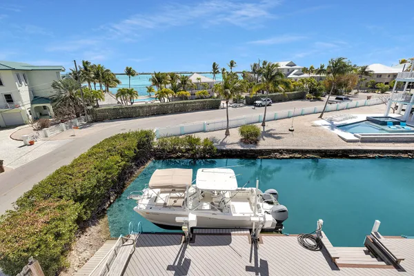 $1,499,000 | 27372 West Indies Drive, Summerland Key, FL 33042